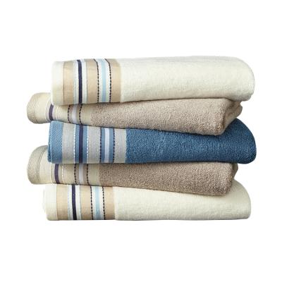 China Child Safe Viable Wide Section Bath Dye Yarn Fiber Bamboo Towel Sets With Stripe Texture for sale