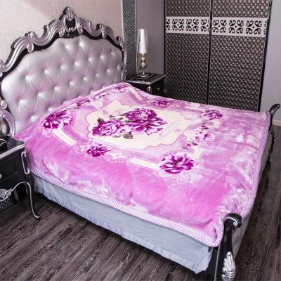 China New Type Low Price Anti-Static Women Soft Fleece Custom Throw Blanket for sale