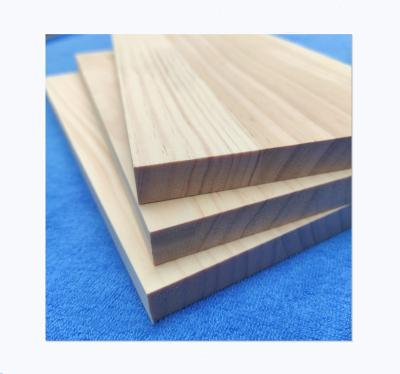 China Excellent Furniture Wood Outdoor Timber Clean Cut Panel Supply Solid Wood Pine Wood for sale