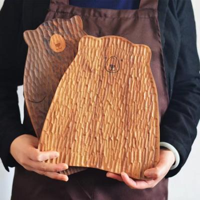 China BAMBOO 2022 New Acacia Wood Bear Wooden Cutting Board For Fruits Bread Vegetables for sale