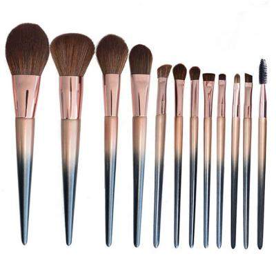 China Angular Blush Wholesale 12Pcs Long Handle Makeup Brushes Full Set For Beginner Cosmetic Beauty for sale