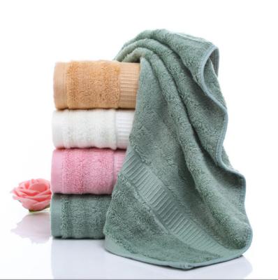 China Low Price China Factory Supplier Sustainable Bamboo Fiber Bath Towel Sets Soft 32's Yarn Bath Towel for sale