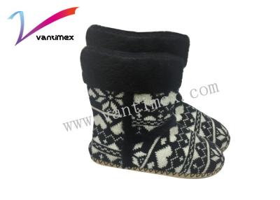 China Botas mornas do inverno do fio da neve, botas curtos do agregado familiar elegante às sapatilhas à venda