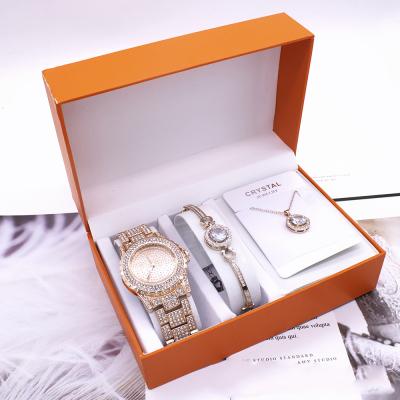 China Decorate 2021 new foreign trade watch ladies necklace bracelet watch box to shape Diamond Wrist Watch Casual set for sale