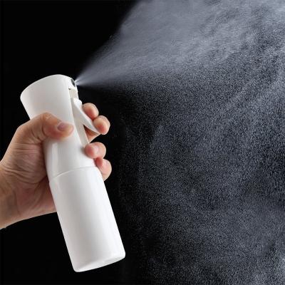 China Hair Water Bottle With Plastic Continuous Refillable Empty Pump Hair Salon Spray Bottle 200ml 300ml Fine Mist Squirt Bottle for sale