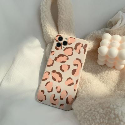 China Cow Shockproof Black White Pattern Soft Phone Case For iPhone 12 Pro Max 11 Case Cow Print Case for sale