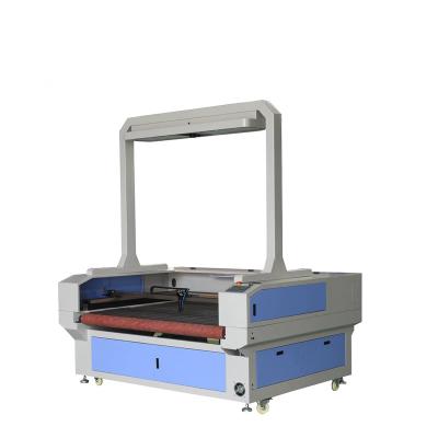 China Textile 1610 CO2 Laser Cutting Machine / Laser Engraving Fabric With CCD Camera for sale