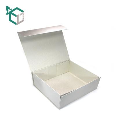 China Logo White Paper Packaging Storage custom handmade clothes foldable box for sale