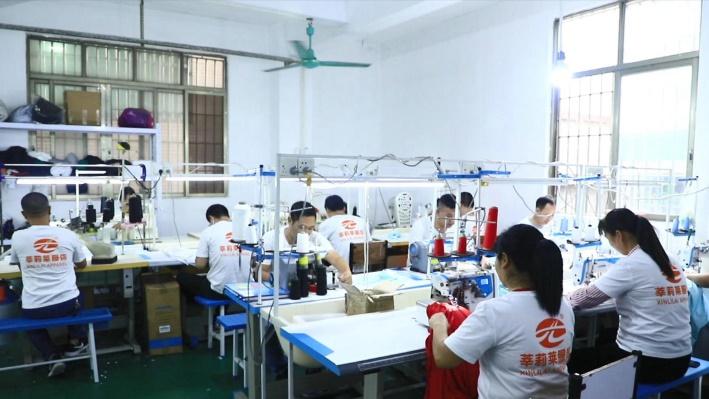 Verified China supplier - Guangzhou Xinlilai Apparel Industry Co., Ltd.