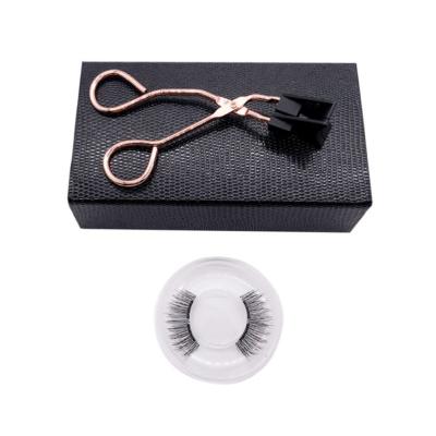 China Thick Hot Style Waterproof 8d Faux Mink Quantum Magnetic Eyelashes With Lashes Customized Packaging for sale