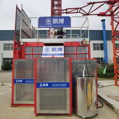 China Passenger and material hoist for building lifting work for sale