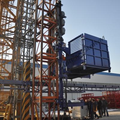 中国 Material hoist supplier with platform to transport rebar 販売のため