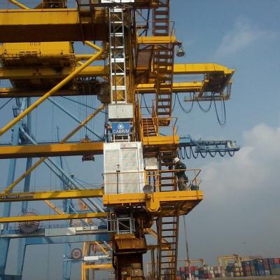 China Mini Passenger Material Hoist Construction Elevator In Port  Long Lifetime Te koop