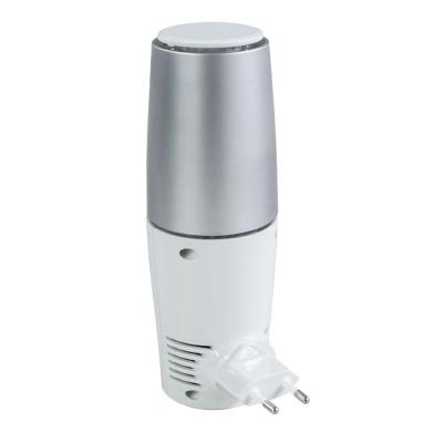 China Hot Selling UV Sterilization Amazon Sterilizer Portable Germicidal Lightweight UV-C Lamp for sale