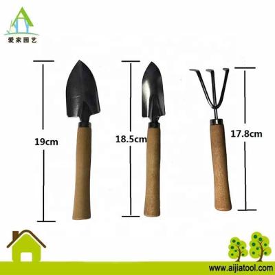 China Amazon hot mini cake shovel trowel fork 3pcs garden tools AJ1088 for sale