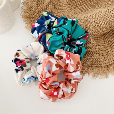 China Fashion Environmental Friendly Women Printed Hair Accessories New Scrunchies Flower Hair Tie Scrunchies for sale