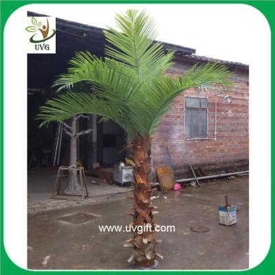 China UVG PTR018 indoor use 3 meters plastic palm tree artificial leaves with natural bark for sale