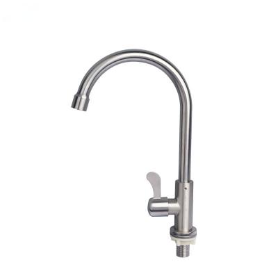 China Pull Out Cold Spray Low Price High Quality 304 Stainless Steel 360 Rotation Kitchen Faucet For Washing Foods for sale