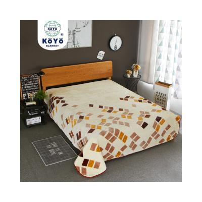 China Flame Retardant Soft Feeling 100% Polyester Raschel Knitted Printed KOYO Weighted Blanket for sale