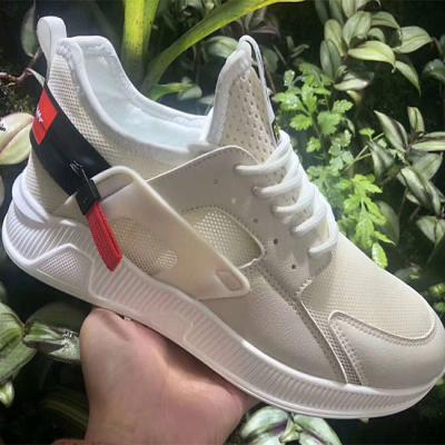 China The Girl Mesh Breathable Casual Shoes Men White Anti-odor &Men Sports Running Shoes for sale