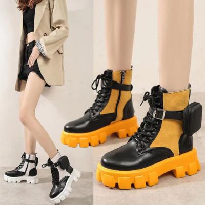 China Anti-slippery Cool Ladies Girl's High Heel Platform Desert Boots Women's Bulky Combat Boots for sale