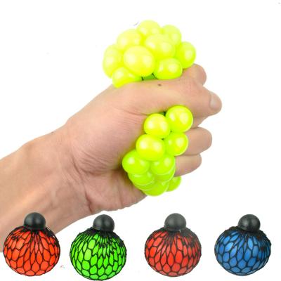 China 7cm Decompression Grape Squeeze Ball Color-Changing Kids Adult Hand Kneading Sensory Quiet Focus Toy Girl Boy Decompression Ball Nnovel for sale