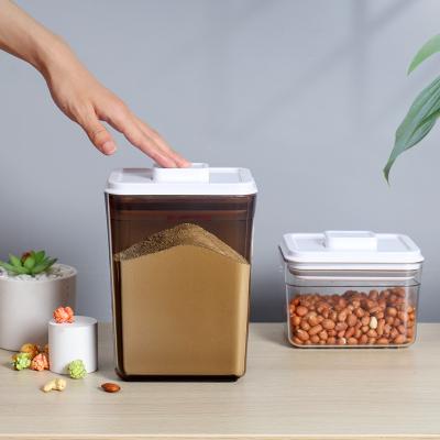 China Freshness Preservation Pop Up Air Tight Food Storage Containers With Airtight Lids And Scoop Free for sale