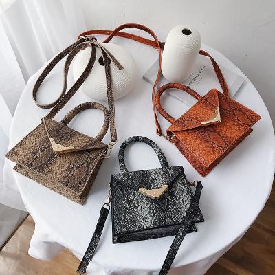 China 2021new Fashionable Fashion PU Handle Ladies Purses And Bags Body Shoulder Tote Women Mini Snakeskin Crossbody Handbags for sale