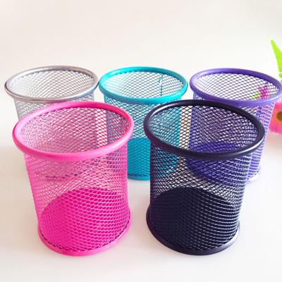 China Korean creative fashion metal round pen holder desk to receive color iron pen barrel office supplies stationery for sale