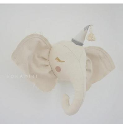 China Contemporary Home Wall Decoration Hanging Canvas Lightweight Elephant for sale