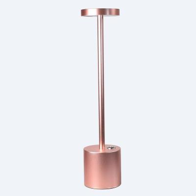 China Retro modern creative decoration restaurant bar desk lamp rechargeable cordless touch desk lamp for sale