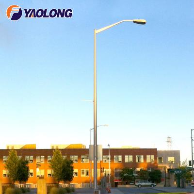 China Modern Outdoor Garden / Street Yaolong Aluminum Alloy Lamp Pole Cast Cast Iron Led Garden Decorative Light Pole for sale