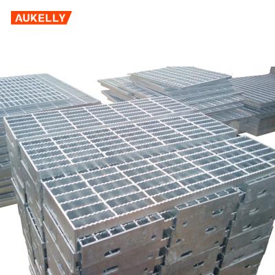 China Wall Building Filter Farm China Factory Free Sample Liquid Building Materials Galvanized Welded Steel Grating for sale