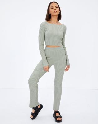 China Anti-wrinkle VSCOO basic solid color knit pants rib slim flare pants women knit pants for sale