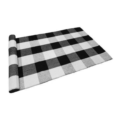 China Large Chinese Cotton Woven Buffalo Floor Mat Checker Rug Anti-Slip Plaid Blankets Black And White Checker Pattern for sale