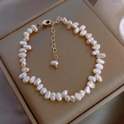 China Factory direct 18K gold stainless steel irregular baroque pearl jewelry fashionable freshwater pearl bracelet for sale