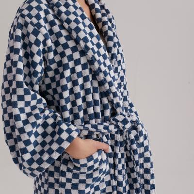 China Cottage Breathable Plaid Vintage Cotton Vertical Stripe Bathrobe for sale