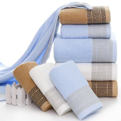 China Sustainable Absorption European Style 100% Cotton Water Stuffed Towel Three Piece Set for sale