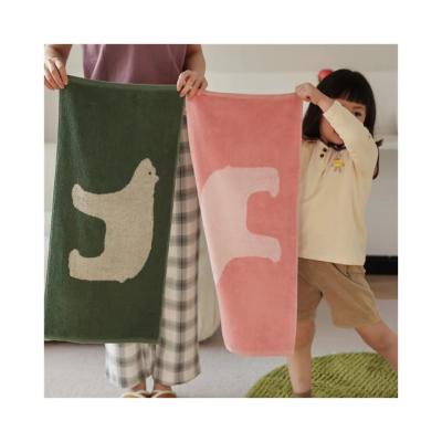 China Sustainably Combed Cotton White Bear Single Household Kids Absorbent Towel for sale