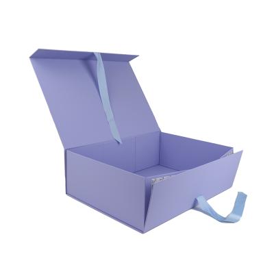 China Large Recycled Magnetic Materials Folding Gift Box Gift Cardboard Folding With Bow Clothes Surround Folding Gift Clothing Boxes for sale