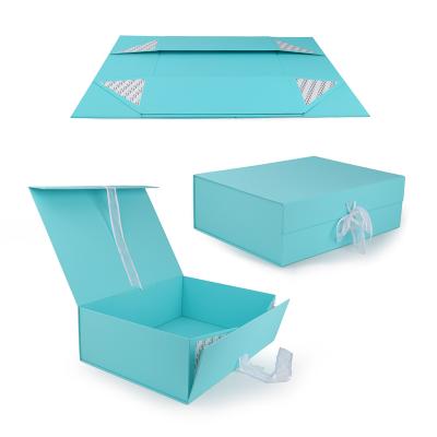 China Recycled Materials Foldable Magnetic Foldable Paper Boxes Holographic Foldable Flat Foldable Shopping Box for sale