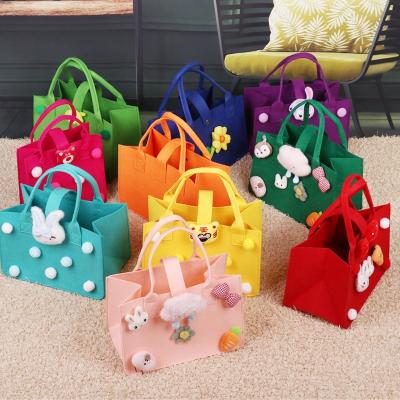 China Customized Special Hot Selling Customized Gift Cute Cartoon Fansional Shopping Felt Tote Handbag Bag Beach Picnic for sale