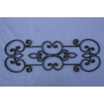 China Easily Assembled 2019 Hot Sale Discount Wrought Iron Ornaments For Fence for sale