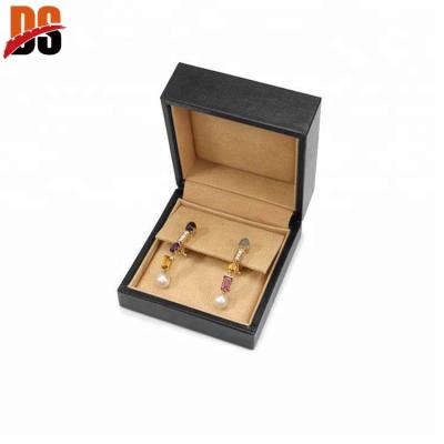 China Eco - Friendly Delicate Wooden Jewelry Earring Box With Scratching Velvet for sale