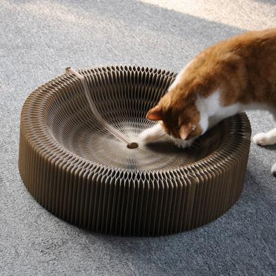 China Cat Playing Collapsible Round Shape Cat Scratcher Lounge Bed for Big Cat, Interactive Circular Collapsible Scratching Cat Toy for sale