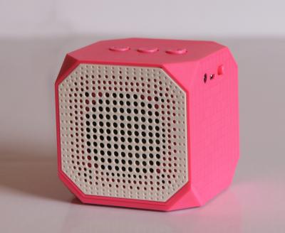 China IPX4 Water resistant Square Portable Wireless Bluetooth Speaker , Bluetooth 2.1 for sale