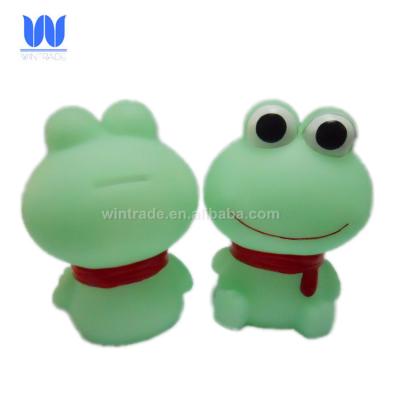 China Used for bath toy & Promotion Gifts Plastic Custom Animal Swine Frog Coin Bank Piggy Bank For Kids for sale