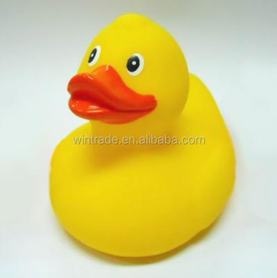 China Cheap Baby Bath Toy Promotional Bath Duck Rubber Yellow Duck for sale