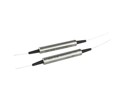 China Bare 900um Fiber Jacket Single Stage High Isolation 1310nm 1550nm Polarization-insensitive Fiber Optic Isolator for sale