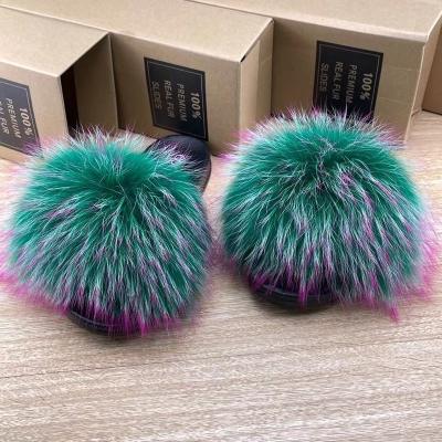 China Fashion Trend Custom Logo Indoor Slippers Smudge Big Furry Slides For Women Sandal Colorful Fox Raccoon Fluffy 100% Fur Slides for sale